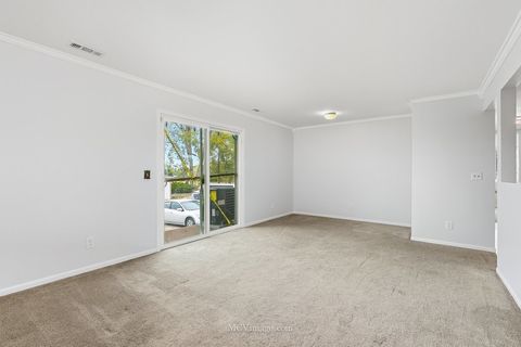 Tiny photo for 2390 Bicentennial Avenue #8, Crest Hill, IL 60403 (MLS # 12611316)