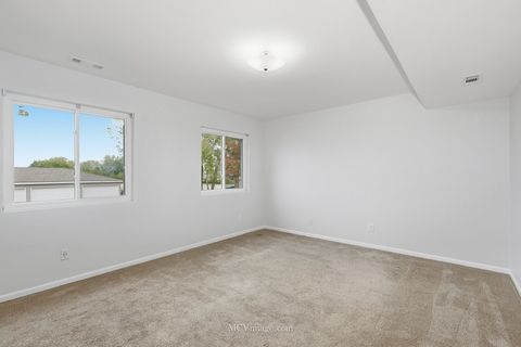 Tiny photo for 2390 Bicentennial Avenue #8, Crest Hill, IL 60403 (MLS # 12611316)