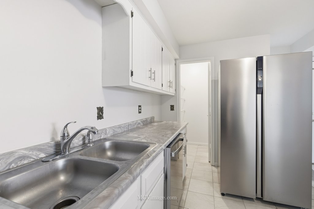 2390 Bicentennial Avenue 8