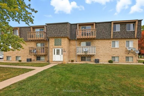 Photo of 2390 Bicentennial Avenue #8, Crest Hill, IL 60403 (MLS # 12611316)