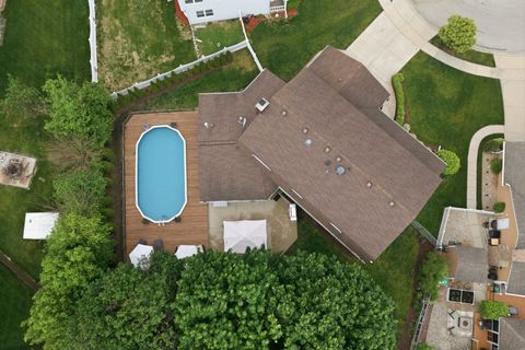 Tiny photo for 877 N Dovington Drive, Hoffman Estates, IL 60169 (MLS # 12635576)
