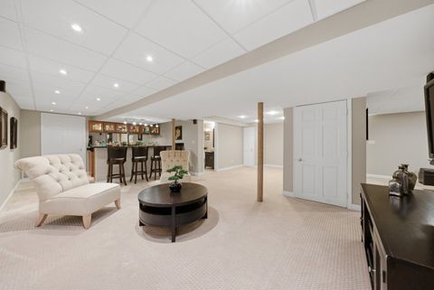Tiny photo for 877 N Dovington Drive, Hoffman Estates, IL 60169 (MLS # 12635576)