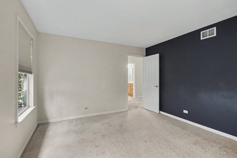 Tiny photo for 1530 S Lancaster Lane, Libertyville, IL 60048 (MLS # 12753853)