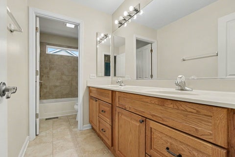 Tiny photo for 1530 S Lancaster Lane, Libertyville, IL 60048 (MLS # 12753853)