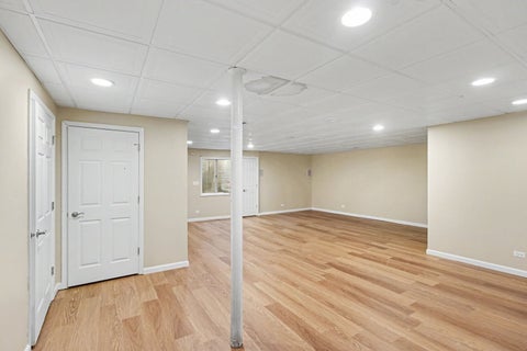 Tiny photo for 1530 S Lancaster Lane, Libertyville, IL 60048 (MLS # 12753853)