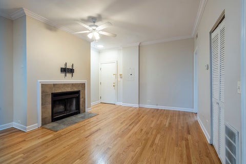 Tiny photo for 869 W CORNELIA Avenue #3, Chicago, IL 60657 (MLS # 12732180)
