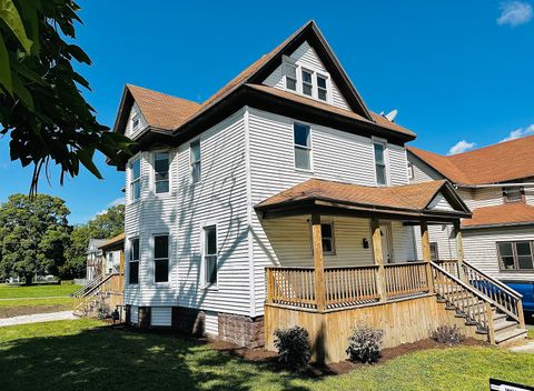 Photo of 309 N Greenwood Avenue, Kankakee, IL 60901 (MLS # 12460609)
