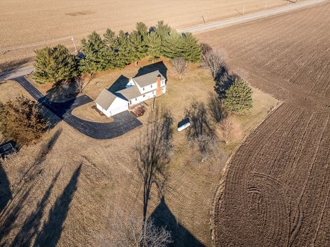 A home in Garden Prairie