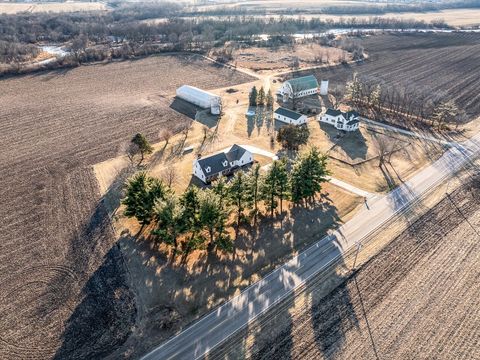 A home in Garden Prairie