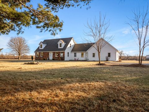 A home in Garden Prairie