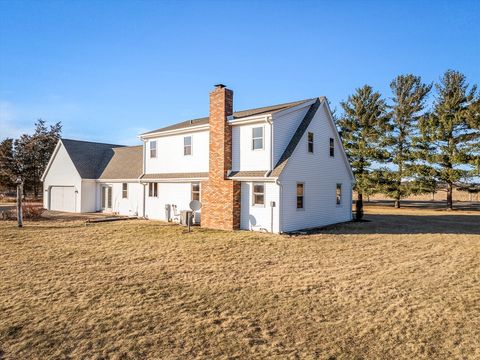 A home in Garden Prairie