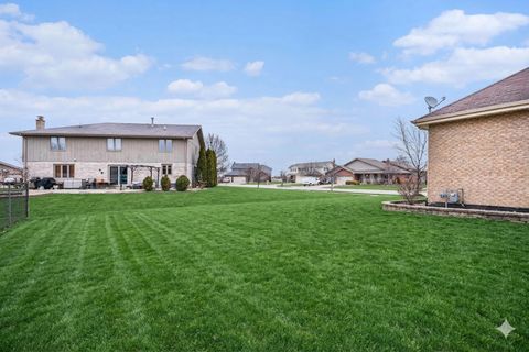 Tiny photo for 19347 Westfield Avenue, Tinley Park, IL 60487 (MLS # 12588673)