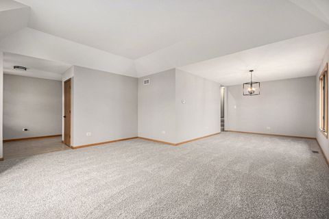 Tiny photo for 19347 Westfield Avenue, Tinley Park, IL 60487 (MLS # 12588673)