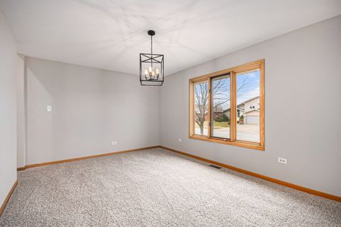 Tiny photo for 19347 Westfield Avenue, Tinley Park, IL 60487 (MLS # 12588673)