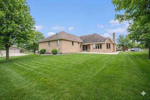 Tiny photo for 19347 Westfield Avenue, Tinley Park, IL 60487 (MLS # 12588673)