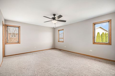 Tiny photo for 19347 Westfield Avenue, Tinley Park, IL 60487 (MLS # 12588673)