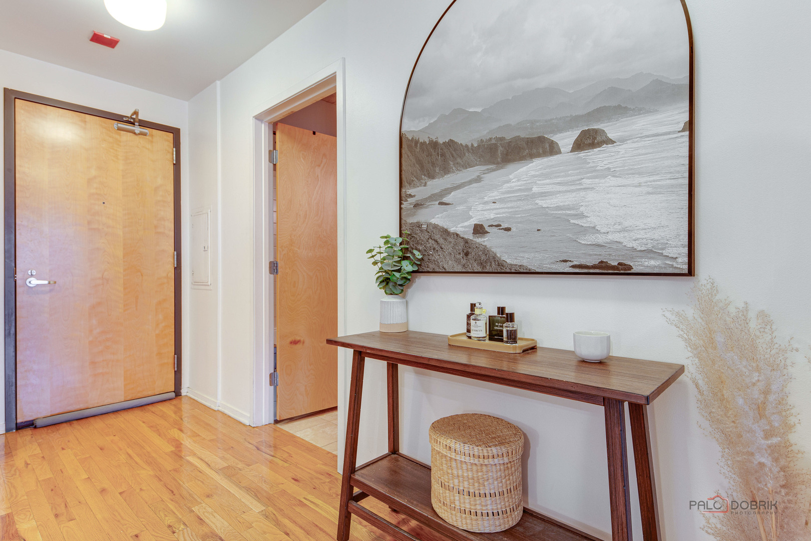 700 W Van Buren Street 1402