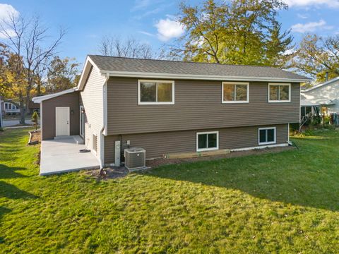 Tiny photo for 641 N Highview Avenue, Addison, IL 60101 (MLS # 12508692)