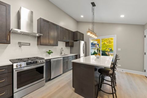 Tiny photo for 641 N Highview Avenue, Addison, IL 60101 (MLS # 12508692)