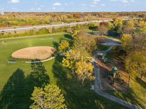 Tiny photo for 641 N Highview Avenue, Addison, IL 60101 (MLS # 12508692)