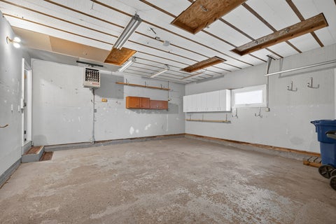 Tiny photo for 3002 29th Street, Bettendorf, IA 52722 (MLS # 12783513)