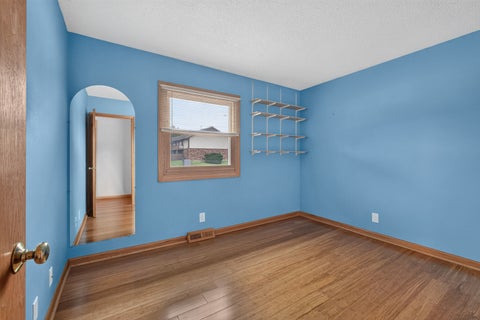 Tiny photo for 3002 29th Street, Bettendorf, IA 52722 (MLS # 12783513)