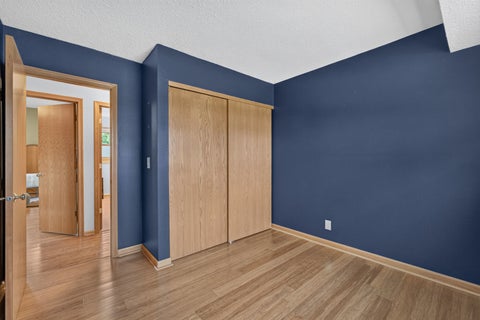 Tiny photo for 3002 29th Street, Bettendorf, IA 52722 (MLS # 12783513)