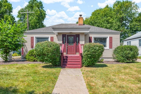 Photo of 107 S Moore Street, Bloomington, IL 61701 (MLS # 12717436)