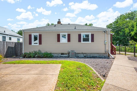 Tiny photo for 107 S Moore Street, Bloomington, IL 61701 (MLS # 12717436)