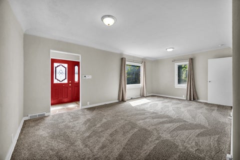Tiny photo for 107 S Moore Street, Bloomington, IL 61701 (MLS # 12717436)