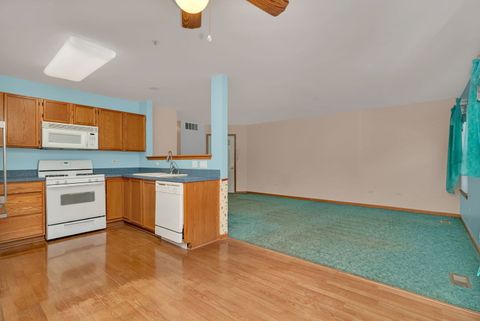 Tiny photo for 21230 W Walnut Drive #A, Plainfield, IL 60544 (MLS # 12522160)