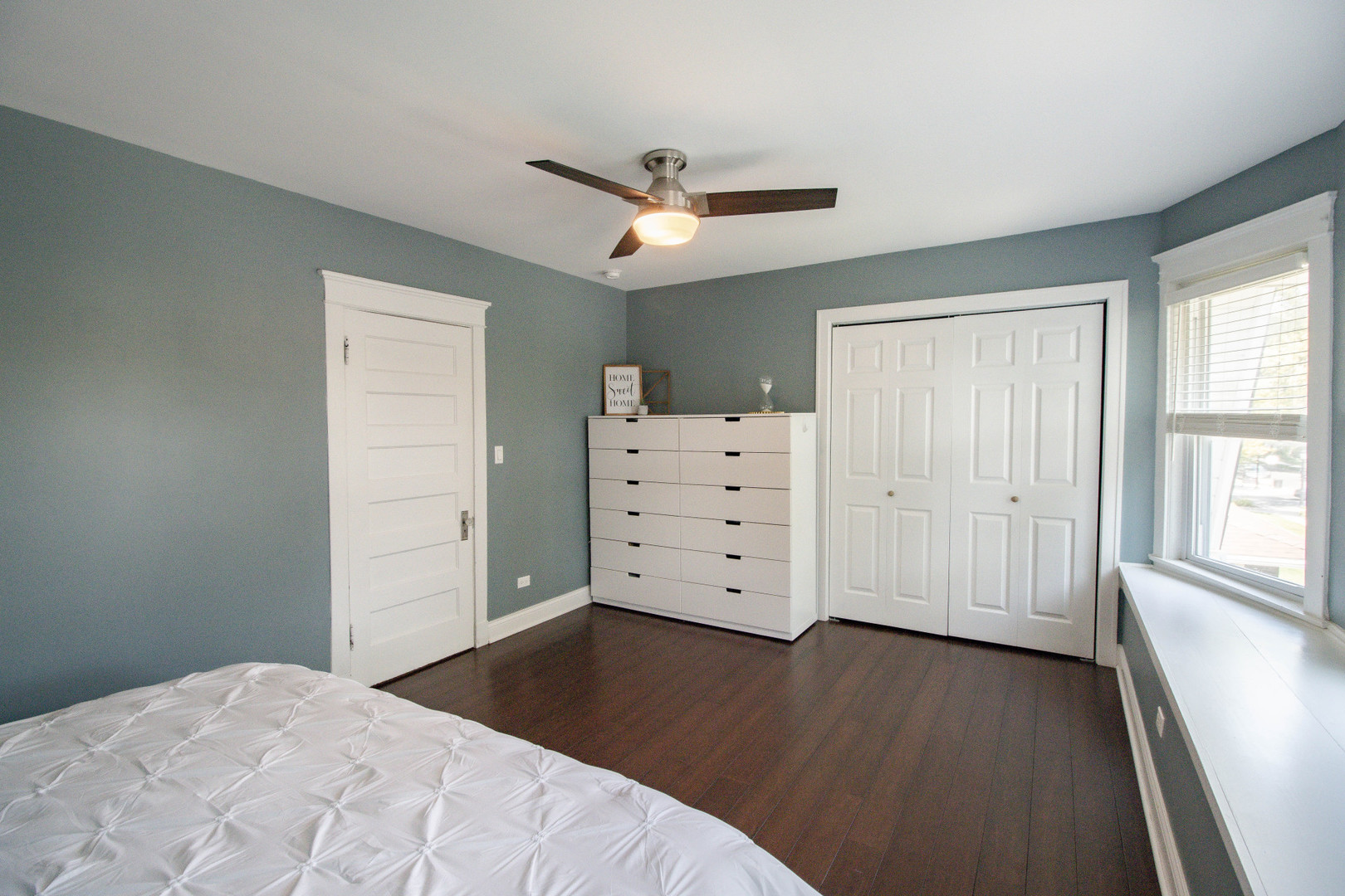 Forest Park, Illinois 60130, United States, 3 Bedrooms Bedrooms, ,2 BathroomsBathrooms,Residential,Active,228187