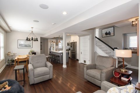 Tiny photo for 613 Ferdinand Avenue, Forest Park, IL 60130 (MLS # 12492503)