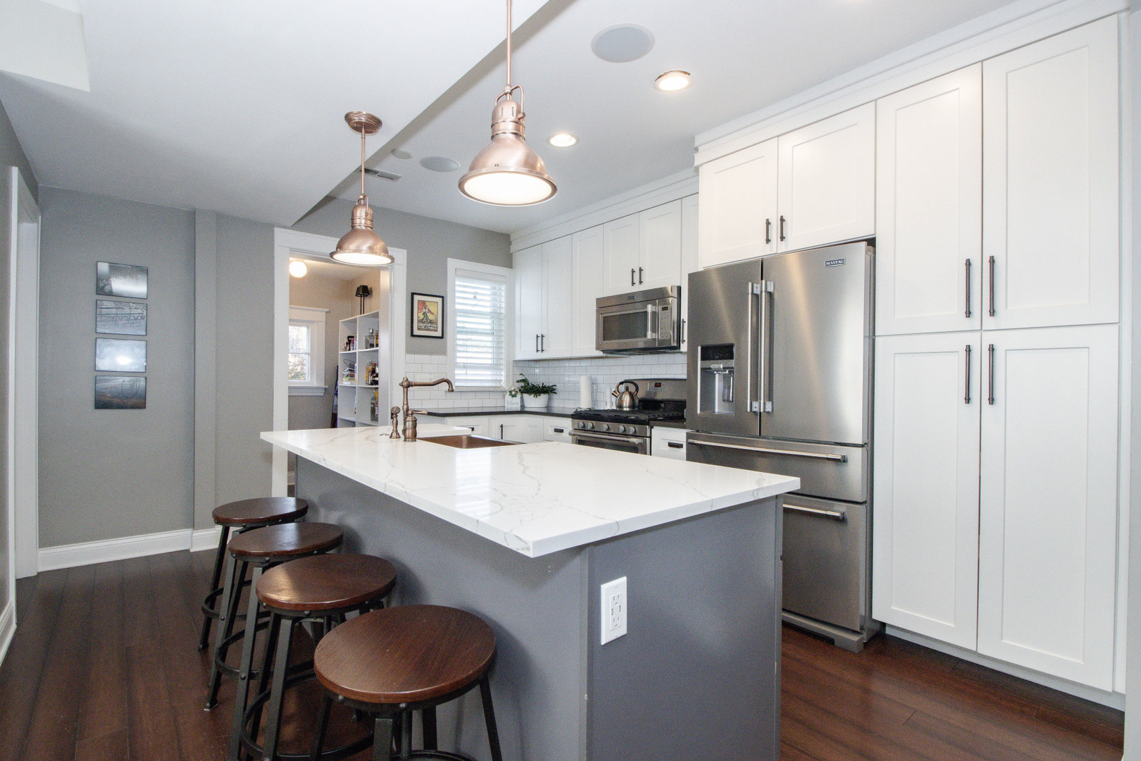 Forest Park, Illinois 60130, United States, 3 Bedrooms Bedrooms, ,2 BathroomsBathrooms,Residential,Active,228187