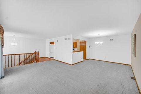 Tiny photo for 10935 California Court #185, Orland Park, IL 60467 (MLS # 12472091)