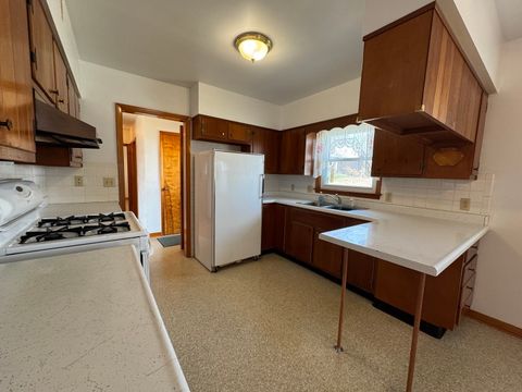 Tiny photo for 310 Benton Street, Le Claire, IA 52753 (MLS # 12602959)