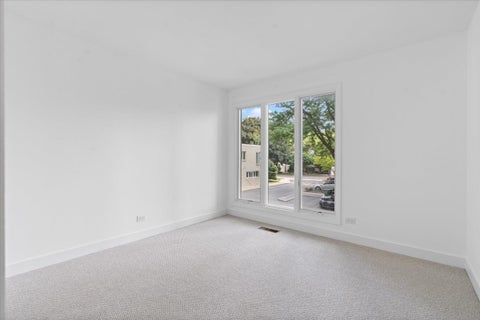 Tiny photo for 974 S Park Terrace, Chicago, IL 60605 (MLS # 12714456)