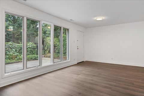 Tiny photo for 974 S Park Terrace, Chicago, IL 60605 (MLS # 12714456)