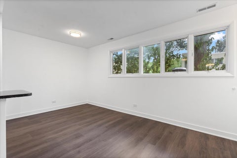 Tiny photo for 974 S Park Terrace, Chicago, IL 60605 (MLS # 12714456)