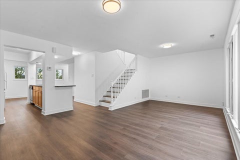 Tiny photo for 974 S Park Terrace, Chicago, IL 60605 (MLS # 12714456)