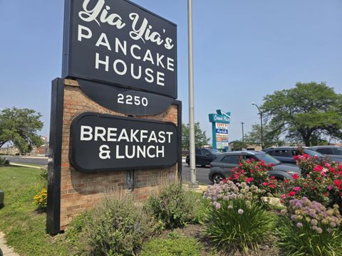 Tiny photo for 1101 Harlem Avenue #203, Forest Park, IL 60130 (MLS # 12489511)