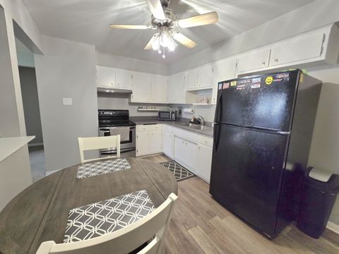 Tiny photo for 1101 Harlem Avenue #203, Forest Park, IL 60130 (MLS # 12489511)