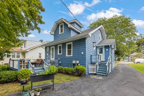 Tiny photo for 130 S Yale Avenue, Villa Park, IL 60181 (MLS # 12755590)