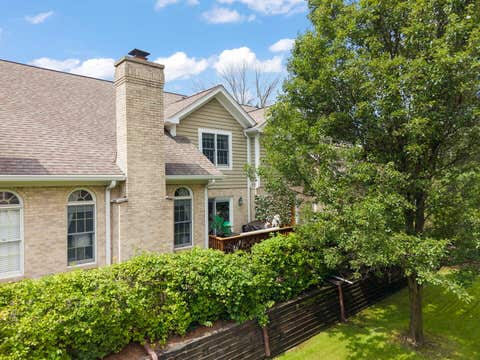 Tiny photo for 11124 Indian Woods Drive, Indian Head Park, IL 60525 (MLS # 12742179)