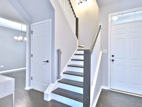 Tiny photo for 6669 Pine Lake Drive, Tinley Park, IL 60477 (MLS # 12488337)