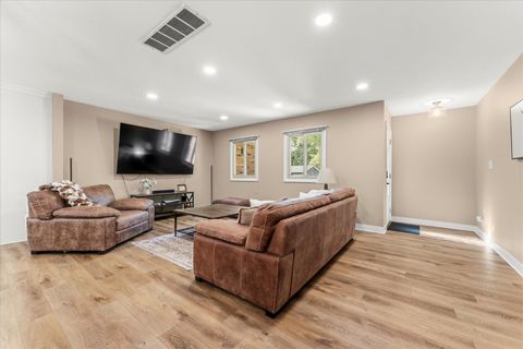 Tiny photo for 408 Weathering Drive, Mahomet, IL 61853 (MLS # 12488598)