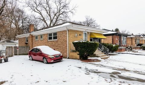 Tiny photo for 14407 Irving Avenue, Dolton, IL 60419 (MLS # 12561984)
