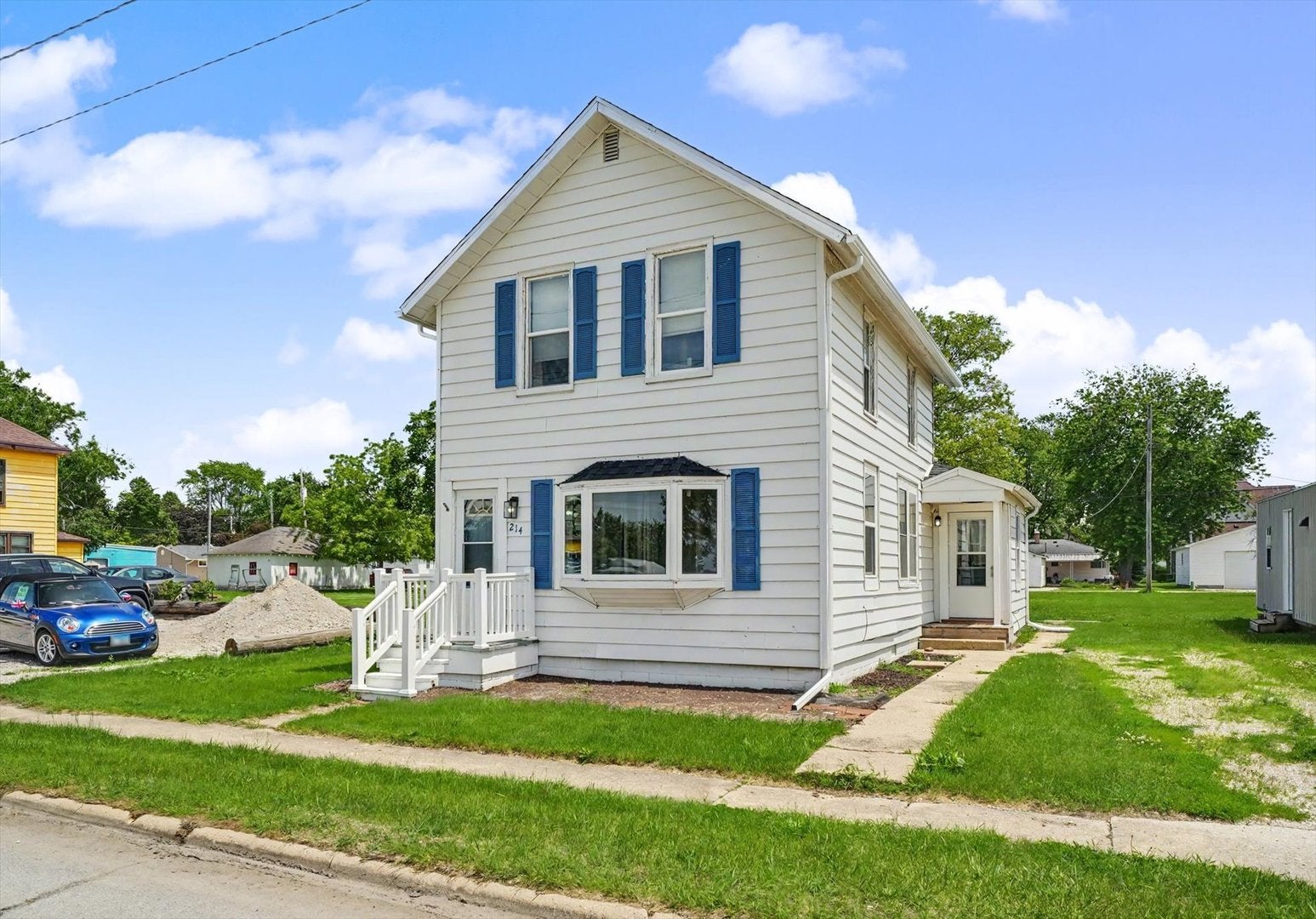 214 S Railroad Avenue