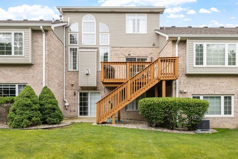 Tiny photo for 11508 Lake Shore Drive, Orland Park, IL 60467 (MLS # 12491891)