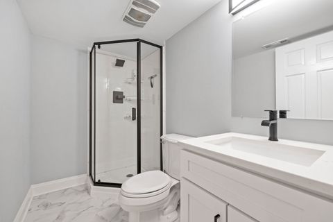 Tiny photo for 11508 Lake Shore Drive, Orland Park, IL 60467 (MLS # 12491891)